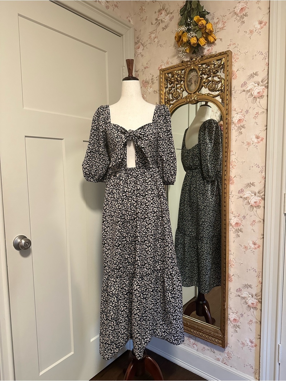 Midi Dress AQUA Black Floral Leaf Flowy XS Bloomingdale’s - Picture 11 of 14